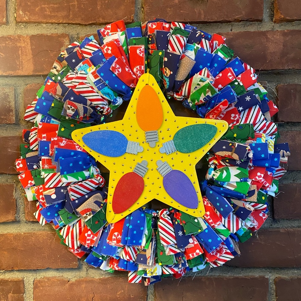 Christmas Lights Rag Wreath with Lights!